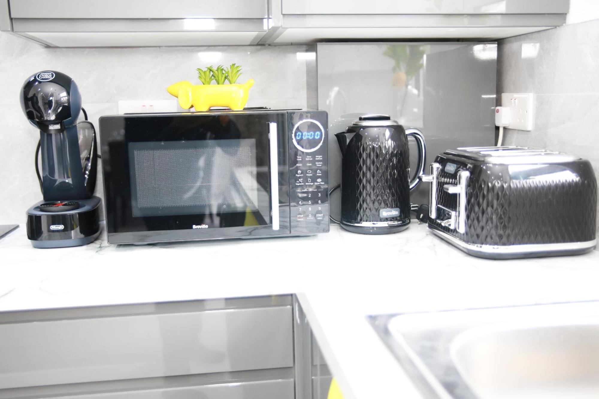 Deluxe 4 Bedroom House The Hyde Bagian luar foto