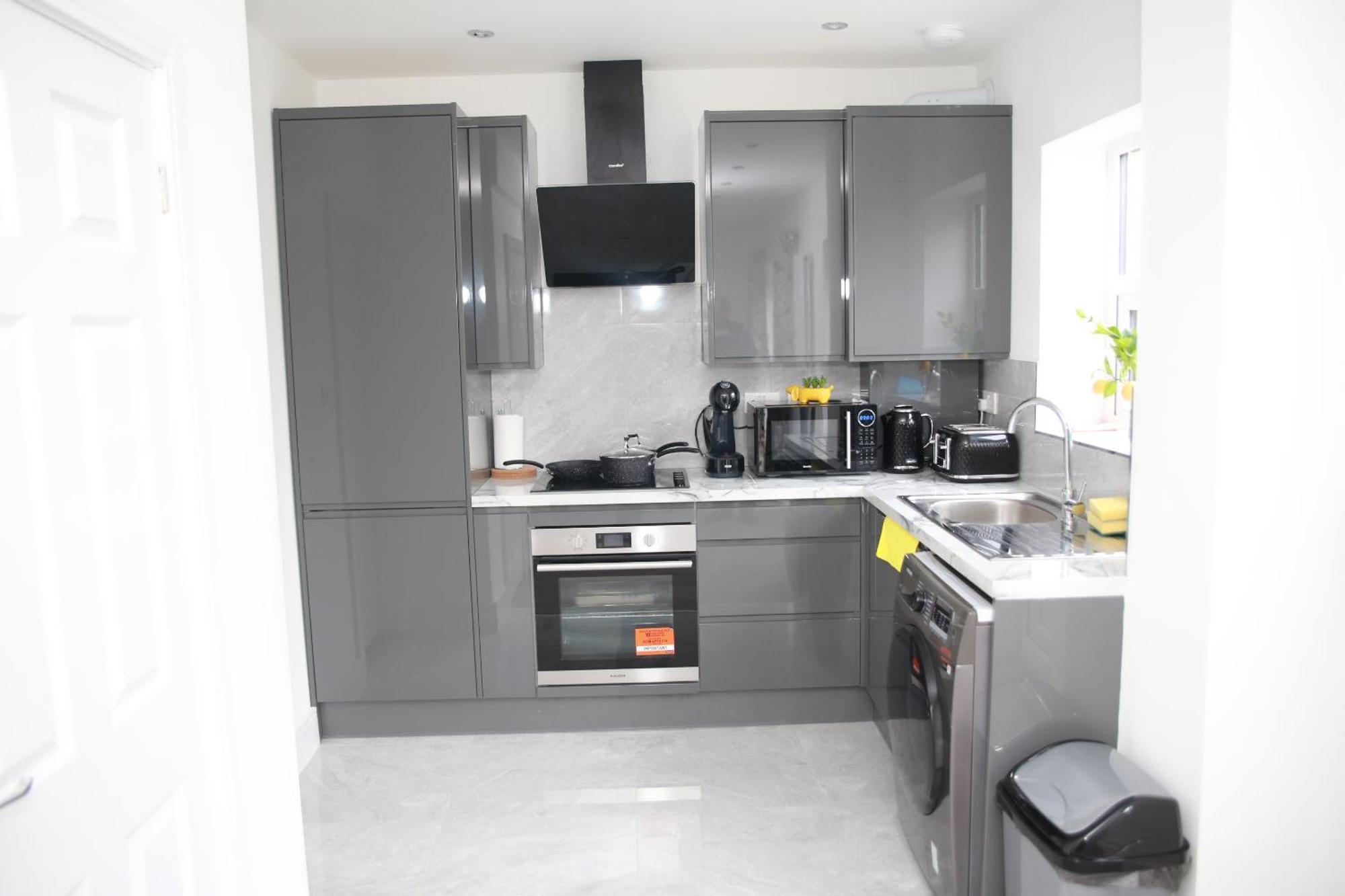 Deluxe 4 Bedroom House The Hyde Bagian luar foto